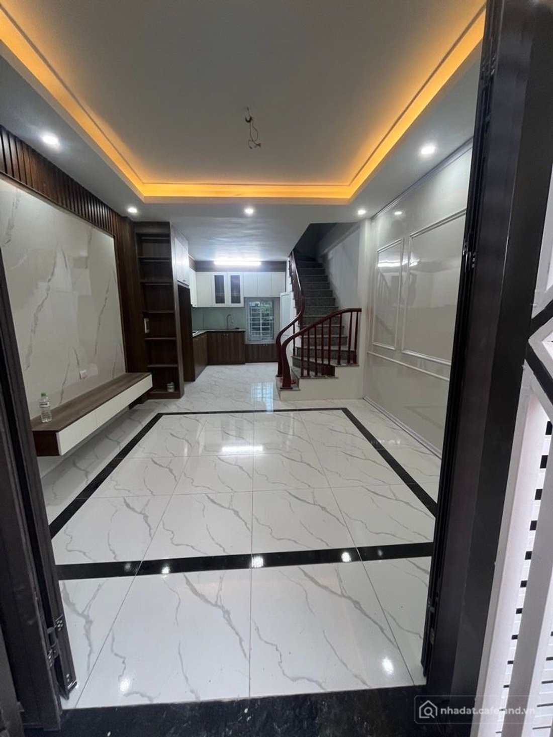 Bán nhà riêng: Bán nhà 35m² full thổ cư ngang 3,8m giá 5.08 tỷ tại Xã Đại Thanh