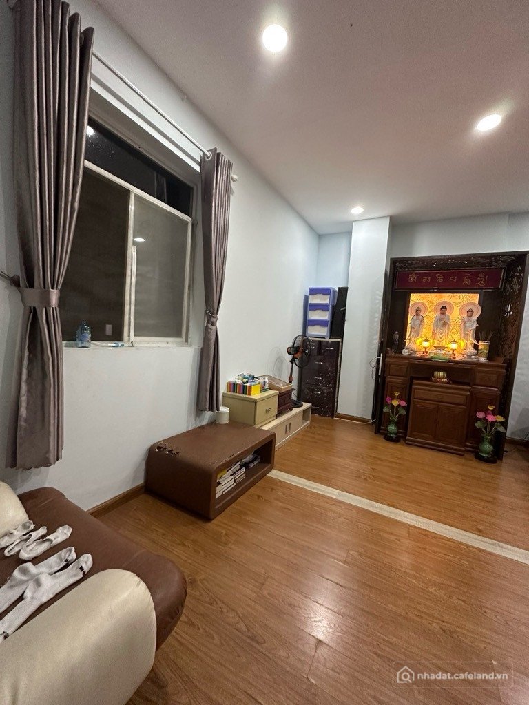 Bán nhà riêng: BÁN NHÀ MẶT TIỀN KINH DOANH CHUNG CƯ LÊ THÀNH DTSD 140M2 4.85 TỶ 