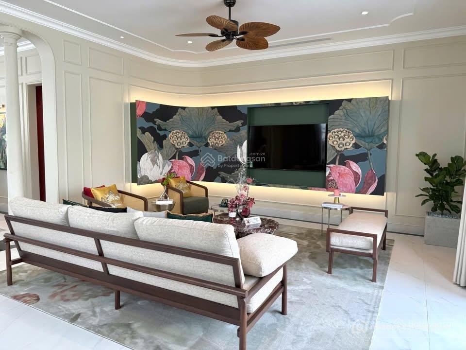 Bán nhà riêng: Chỉ hơn 5 tỷ sở hữu căn liền kề view công viên cực hiếm tại sun u