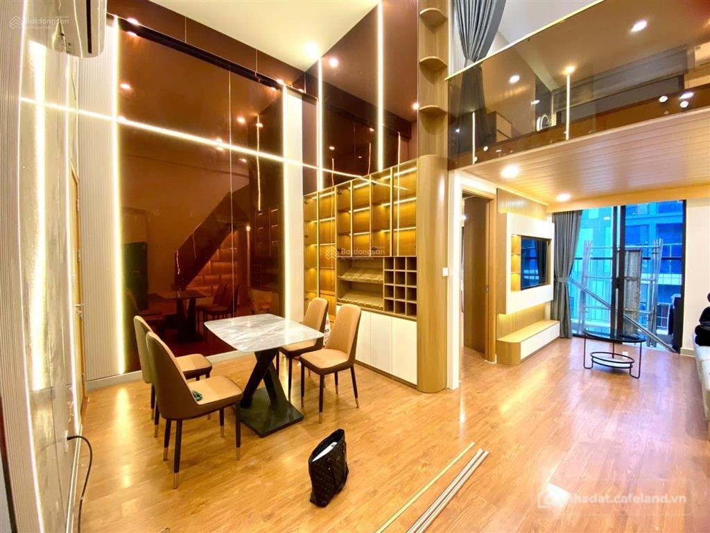 Bán căn hộ chung cư: Gấp! khách em đổi căn to hơn nên muốn chuyển nhượng lại căn