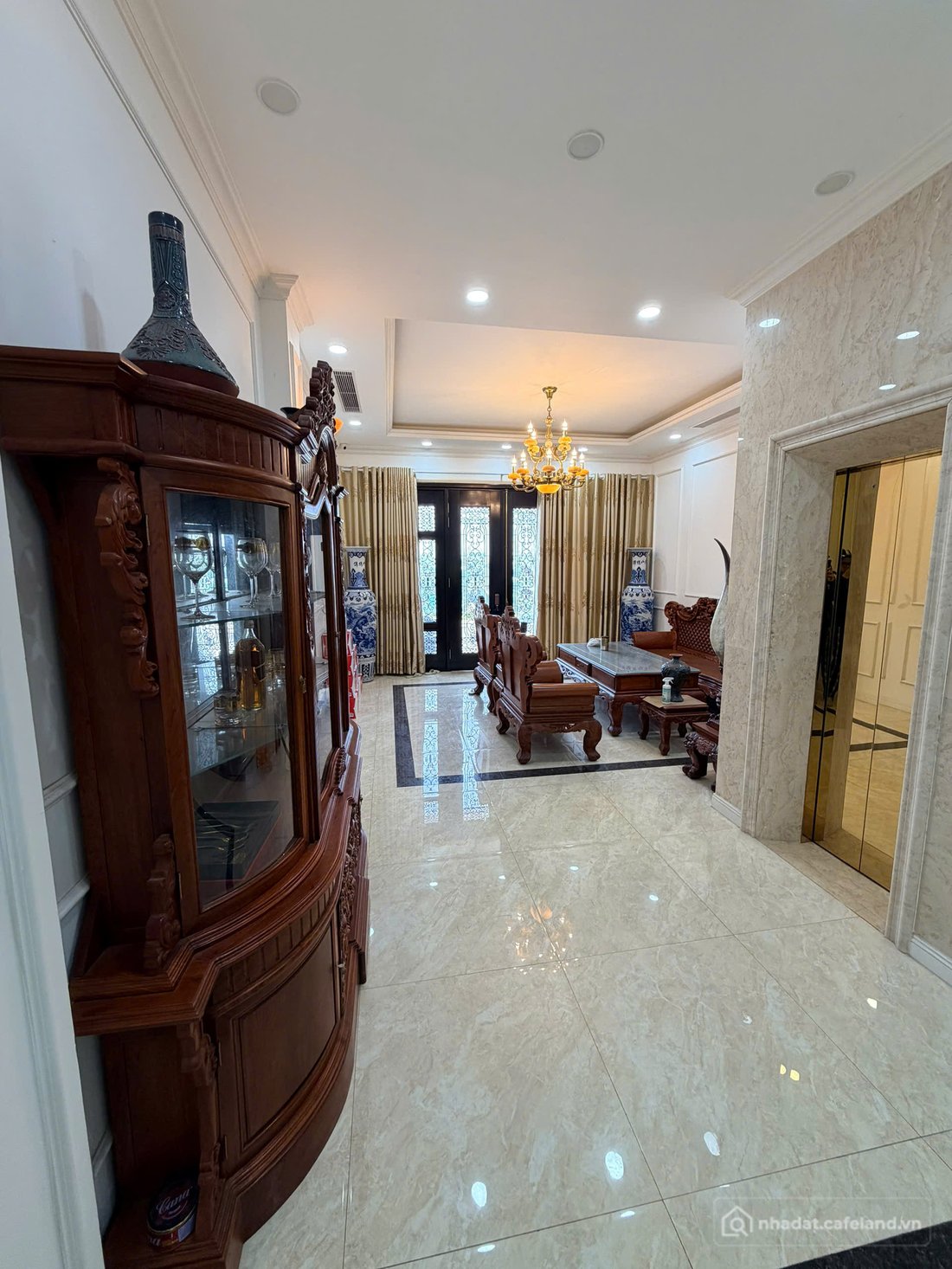 Cho thuê nhà riêng: CHO THUÊ nguyên căn tại Vinhomes Marina Cực Đẹp