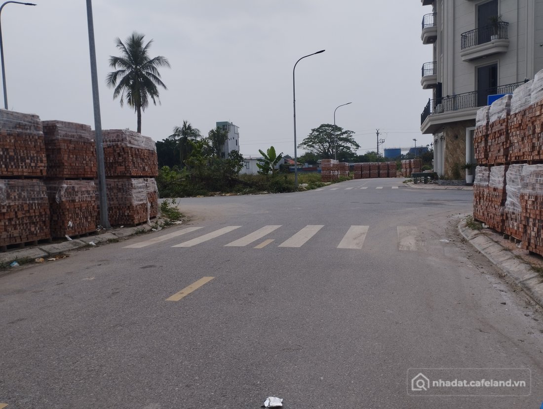 Bán đất thổ cư:  SIÊU PHẨM 50M ĐẤT TĐC VINHOMES RIVERSIDE – HỒNG BÀNG - GIÁ CỰC