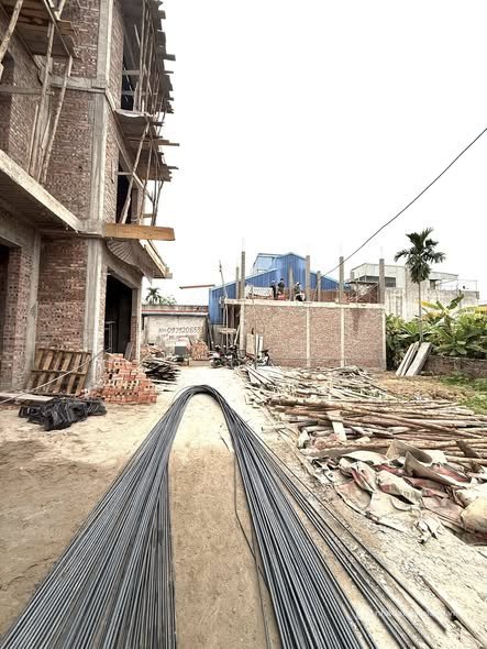 Bán nhà riêng:  Nhà 3 tầng đang hoàn thiện giá chỉ 2,15 tỷ tại Mỹ Tranh - An Dư