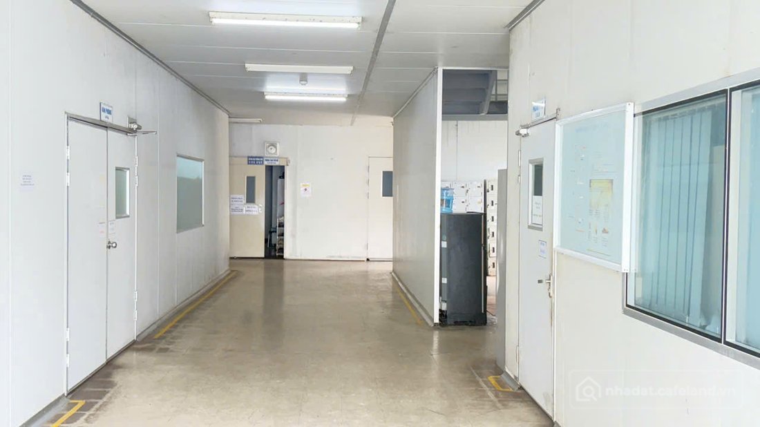 Cho thuê nhà kho - Xưởng: Cho thuê xưởng 8.600m2 khu công nghiệp Vân Trung – ful