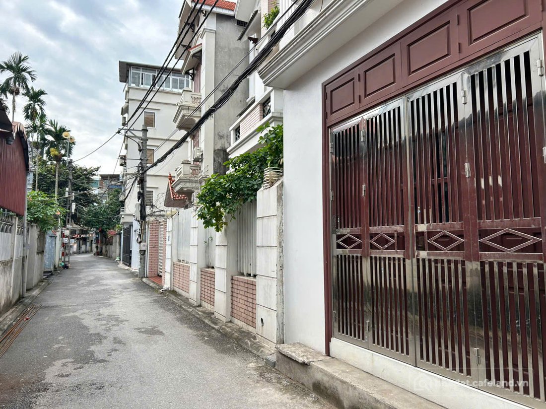 Bán nhà riêng: Bán nhà Phố Việt Hưng, Long biên, Ngõ thông, Ô tô tránh, Kinh Doa