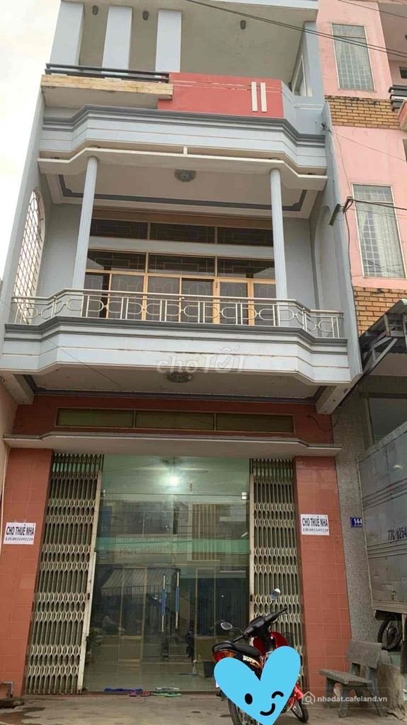 Văn phòng: CHO THUÊ NHÀ MẶT TIỀN 146 LÊ DUẨN
