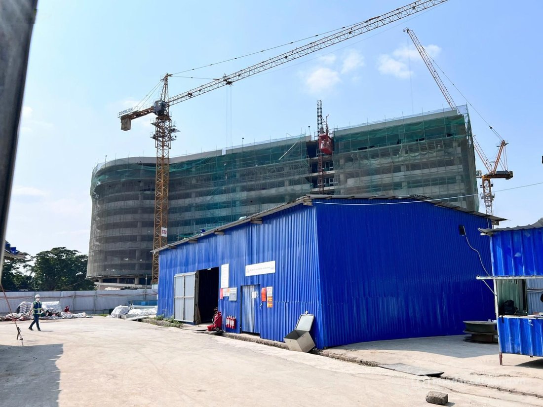 Bán căn hộ chung cư: Tìm Gia Đình dịch chuyển về Phía Tây, với căn P2 trục 05, l