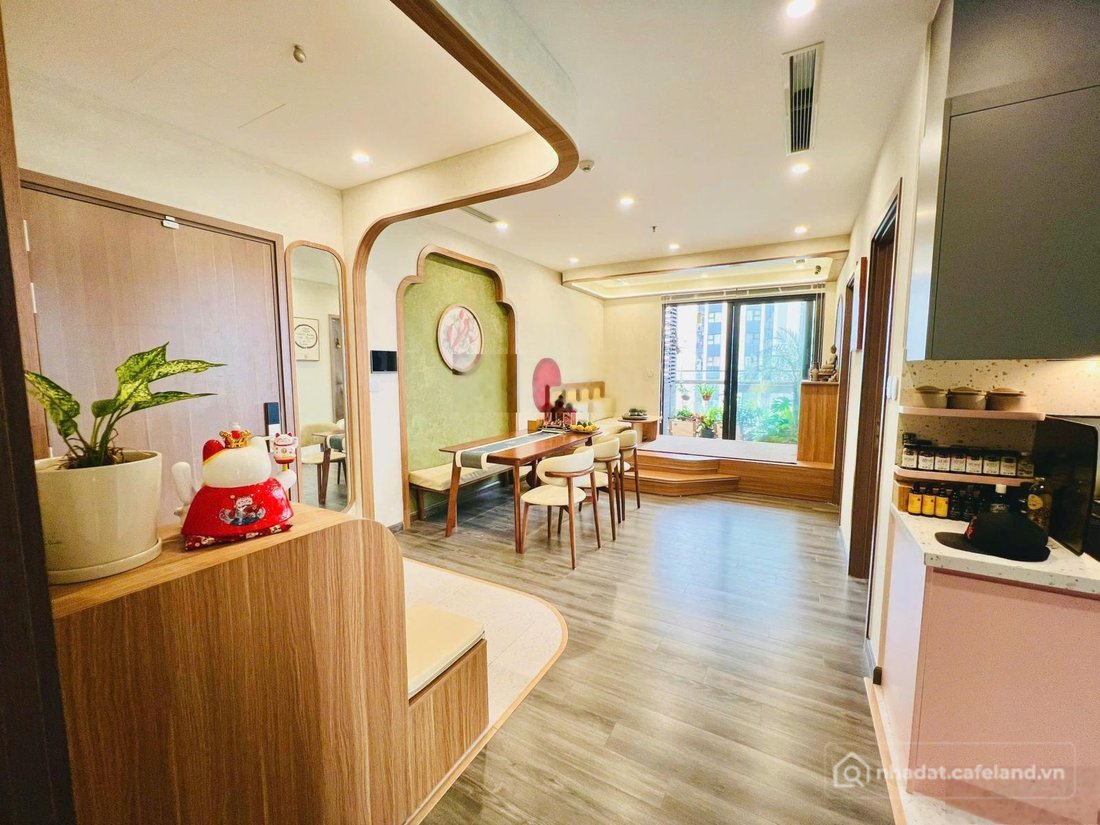 Bán căn hộ chung cư: Cam kết hàng thật: Chính chủ bán gấp căn 2PN + DT 73m2 tầng