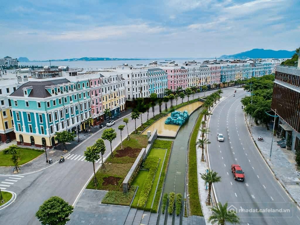 Bán biệt thự: Khách sạn 15 phòng đường chính sun premier bãi cháy vào vận hành n