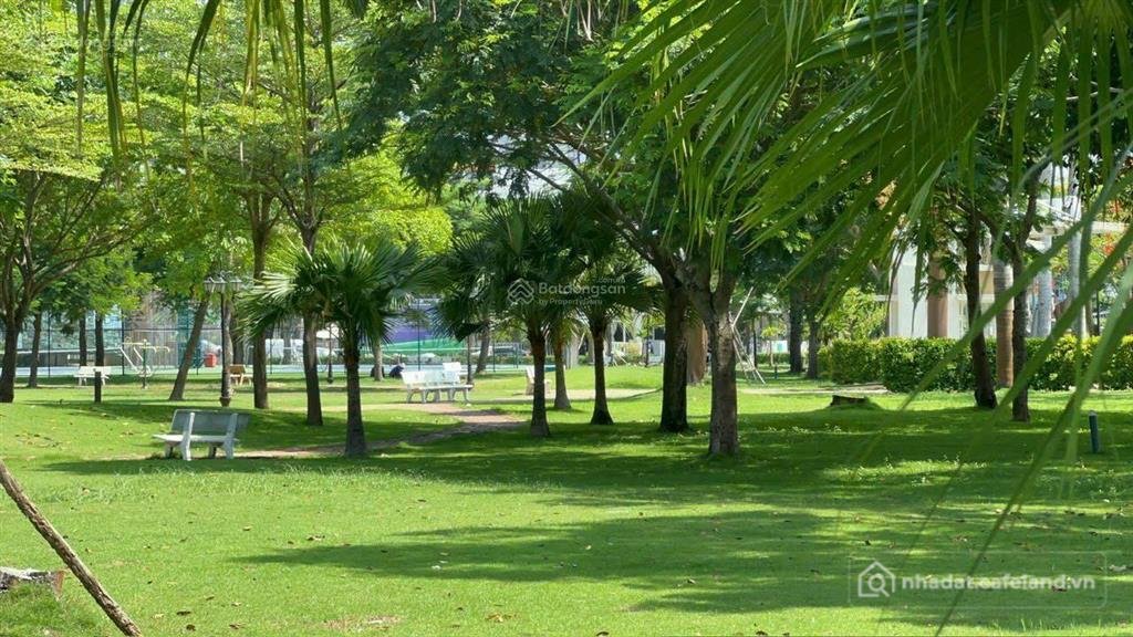 Bán nhà riêng: Bán gấp trong tháng nhà phố lovera park view công viên chỉ 7.65 t