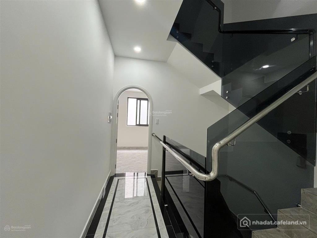Bán nhà riêng: Ra nước ngoài cần bán nhanh căn nhà phố hoàn thiện 5x15m , giá tố