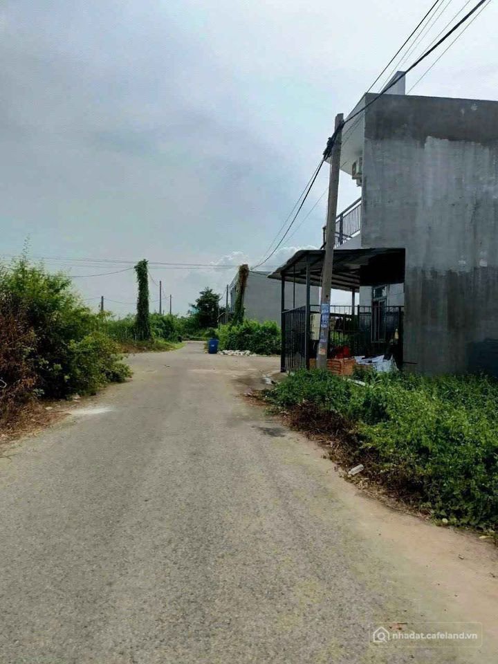Bán đất thổ cư: BÁN 110M2- GIÁ 1 TỶ 120 TRIỆU- GẦN CHỢ VÀ KHU DÂN CƯ AN HẠ- BÌNH