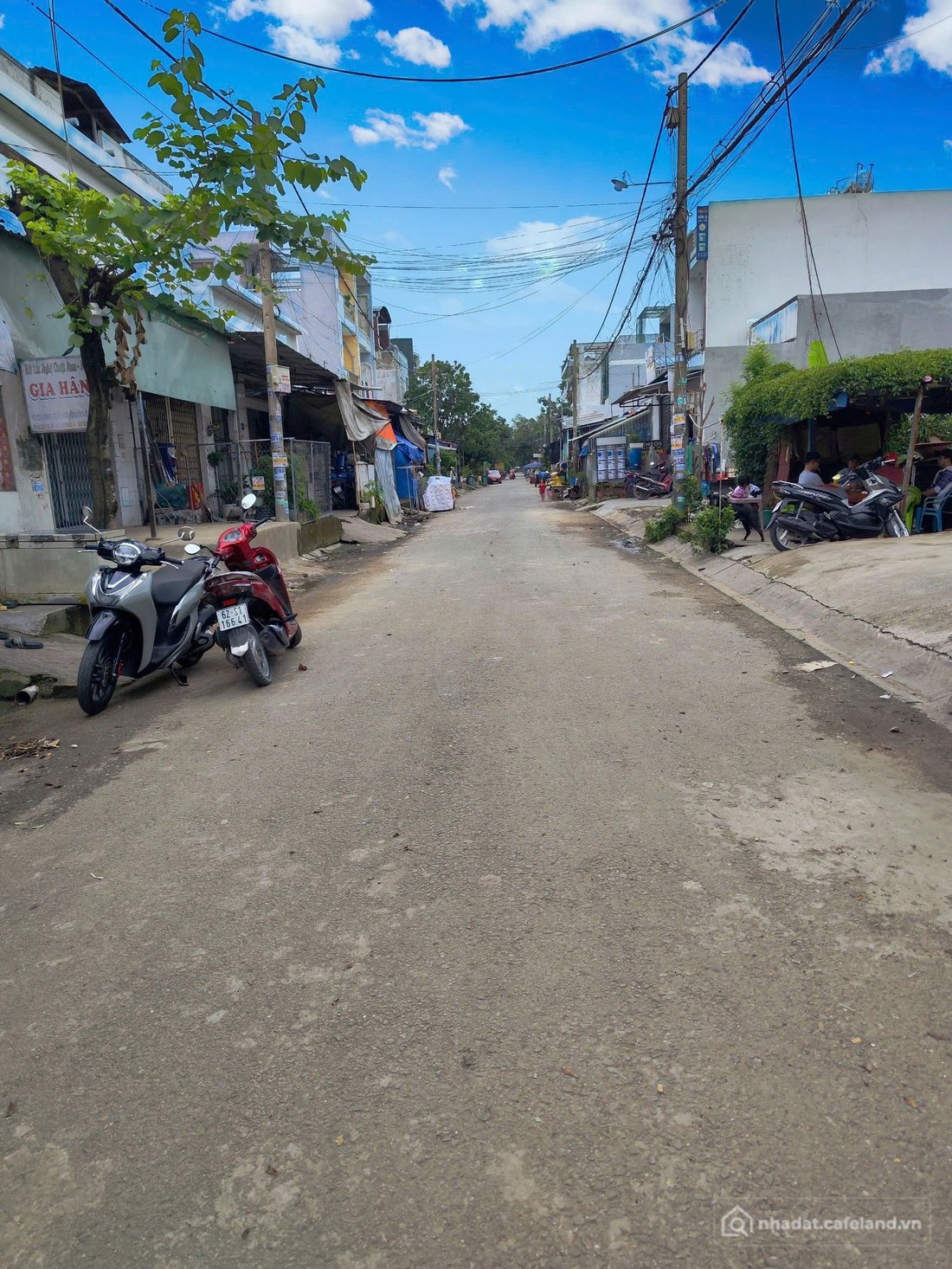 Bán đất thổ cư: CẦN BÁN 100M2 ĐẤT TRONG KHU DÂN CƯ TÂN TẠO - GIÁ: 2TY9