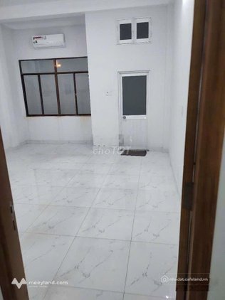 Bán nhà riêng: MTKD đường Trần Văn Kiểu (4*20m, 2L ST, hướng tây), sát Hậu Giang