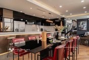 Cho thuê căn hộ chung cư: Duy nhất penthouse Masteri Millennium, Bến Vân Đồn 288