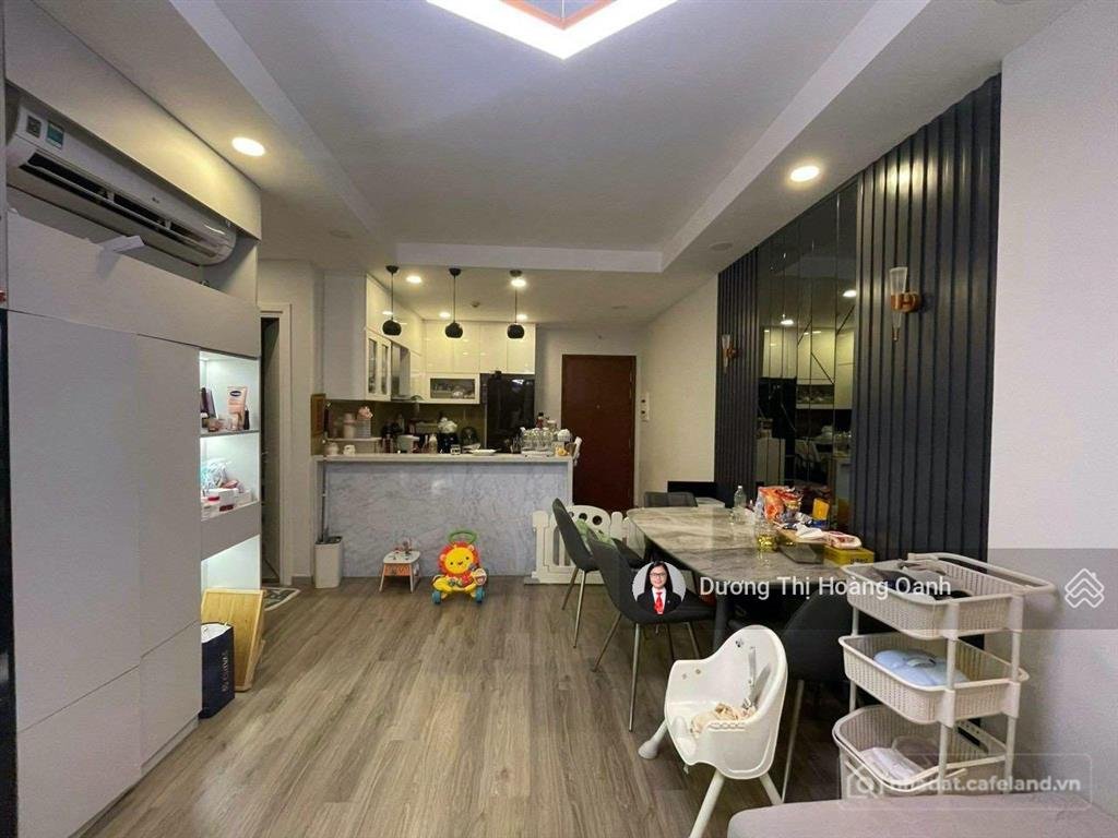 Cho thuê căn hộ chung cư: Cho thuê căn hộ cc gold view, quận 4, dt 68m2, 2pn giá