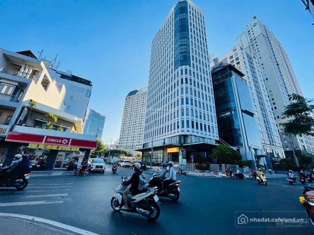 Bán nhà riêng: Bán nhà hẻm xe hơi khu hành chính lê quốc hưng