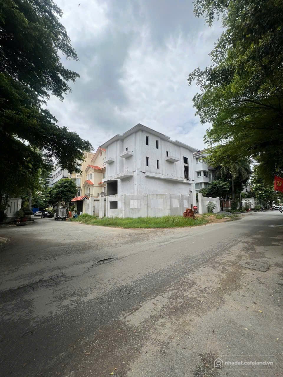 Bán nhà riêng: BDS HVL VILLA GÓC 2 MẶT TIỀN – BÁT NÀN, THẠNH MỸ LỢI, QUẬN 2