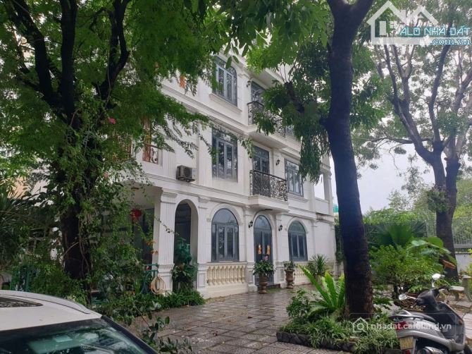 Cho thuê nhà riêng: CHO THUÊ BIỆT THỰ SÂN VƯỜN KHU JAMONA HOME RESORT, 1 TRỆT 3 