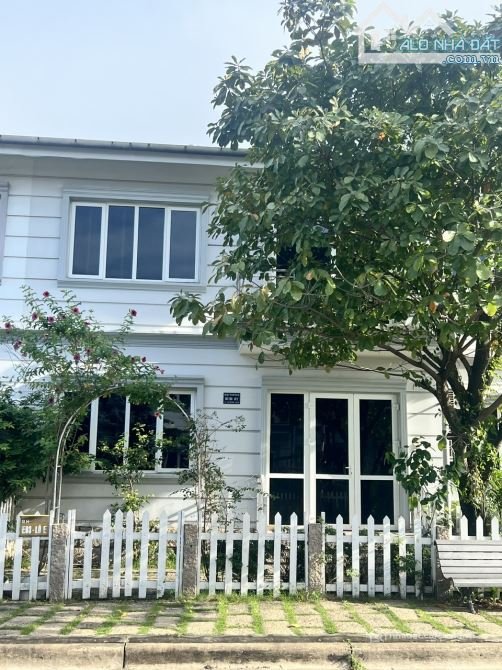 Cho thuê nhà riêng: BIỆT THỰ GARDEN HOME SÂN VƯỜN 250m2,3PN,3WWC,FULL NỘI THẤT,2