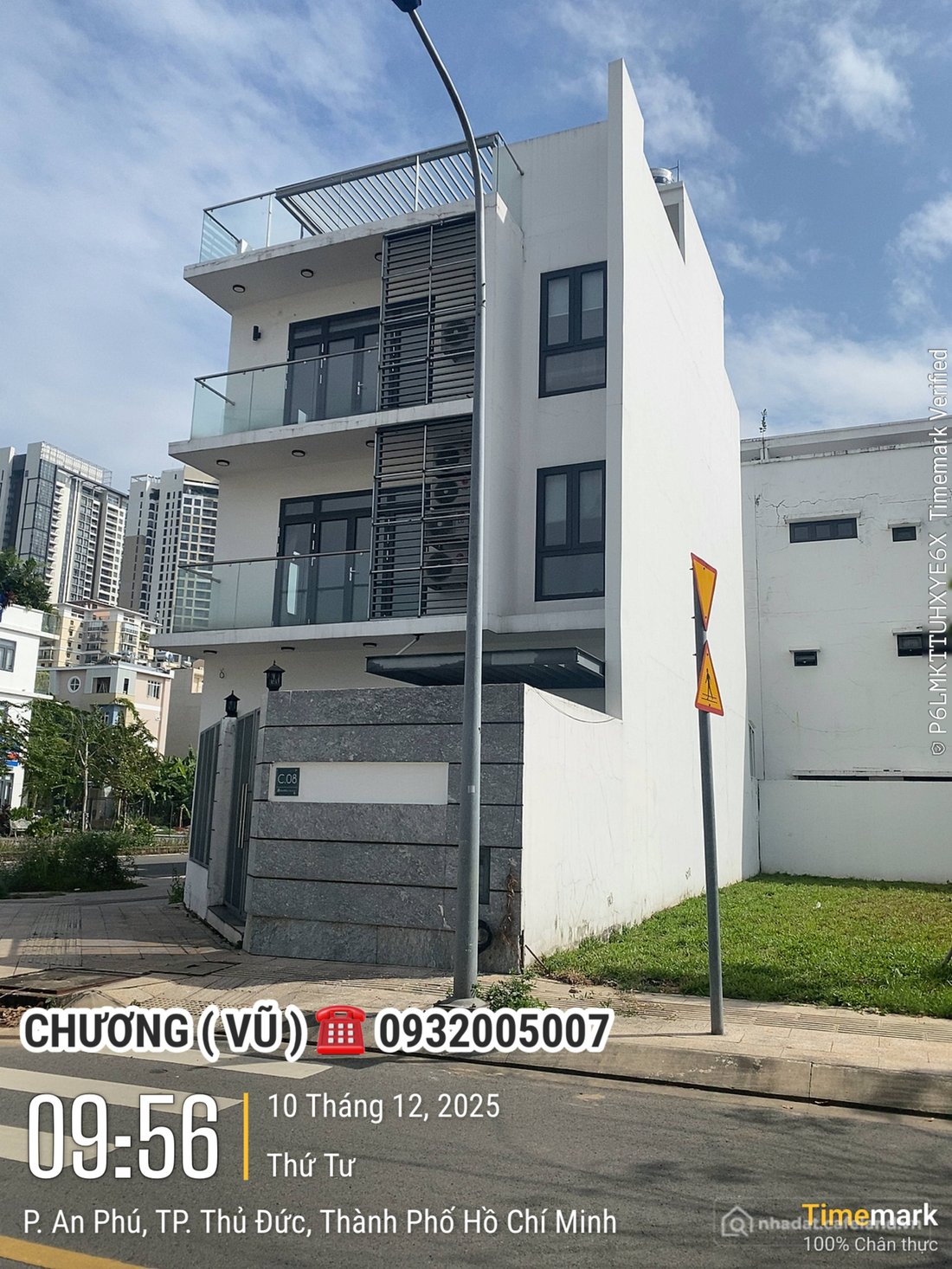 Bán nhà riêng: Bán căn góc đẹp trung tâm quận 2 tiện kinh doanh