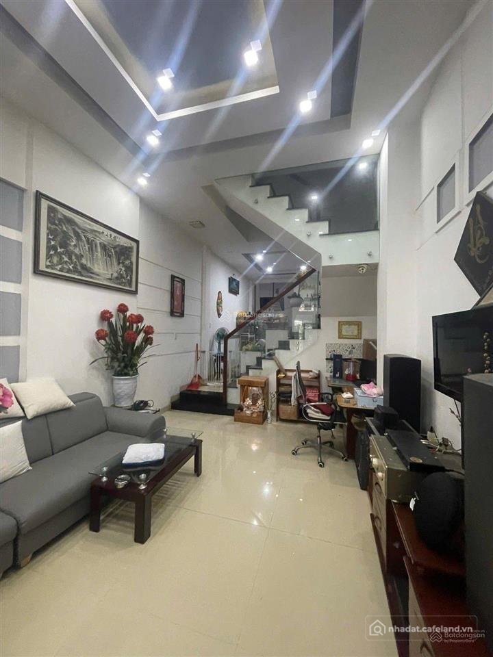 Bán nhà riêng: Nhà phố kế bên thu duc garden house 4 tầng hoàn công 4x17.5 giá 9
