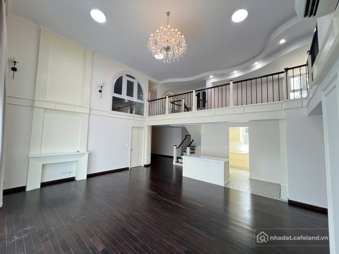Bán căn hộ chung cư: Bán căn hộ Cao cấp DUPLEX VISTA VERDE Quận 2 Căn góc 3 mặt 