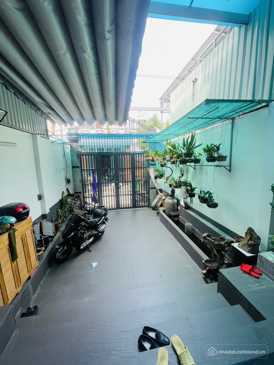 Bán nhà riêng: NHÀ 3 TẦNG ĐẸP – HẺM XE HƠI 4 CHỖ – GẦN VẠN PHÚC CITY, HIỆP BÌNH 