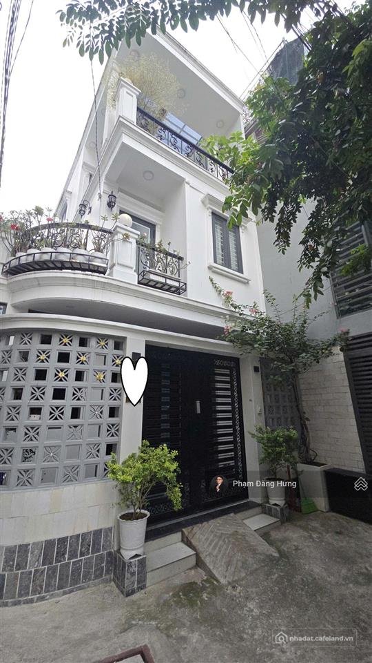 Bán nhà riêng: Nhà đẹp phú nhuận, hẻm vf3 đậu cửa, ra mt huỳnh văn bánh 50m, 5.2