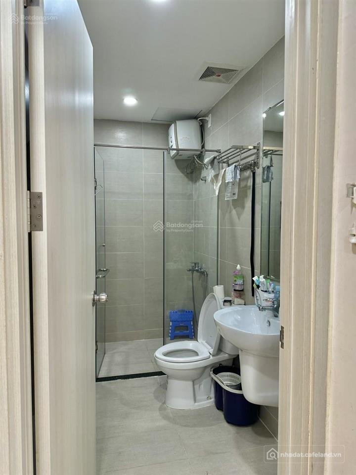 Bán căn hộ chung cư: Chính chủ cần bán căn hộ cộng hòa garden 50m2, 1pn+, giá 2.