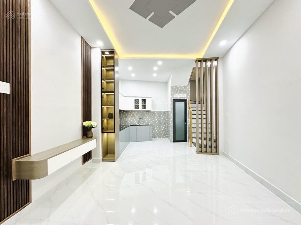 Bán nhà riêng: Bán gấp nhà ngô tất tố giáp city garden, 3tầng,4pn.khu vực nhiều 