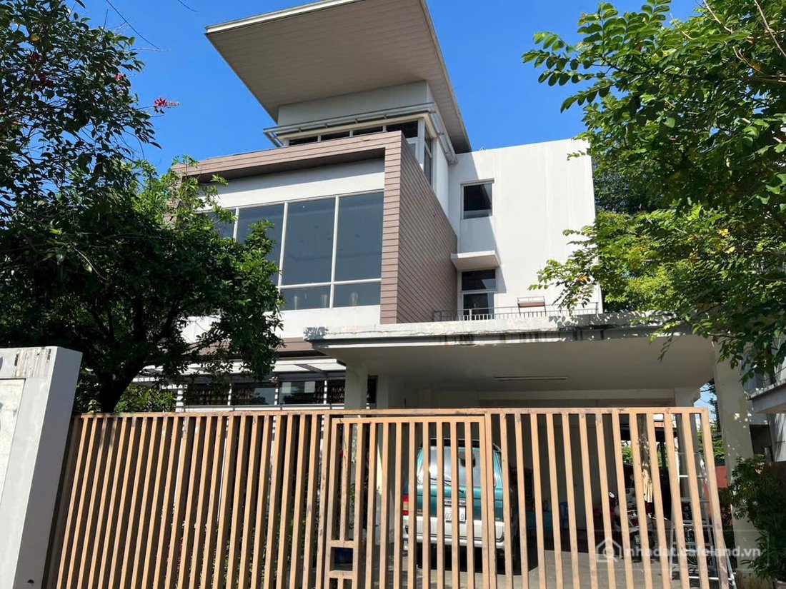Bán nhà riêng: BDS HVL [NC] BIỆT THỰ GÓC 2 MẶT TIỀN 451M2– RIVIERA COVE QUẬN 9