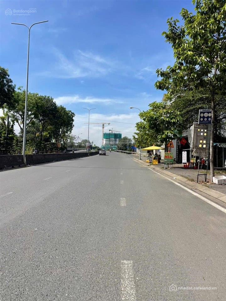 Bán nhà riêng: Bán nhanh nhà phố khang điền merita đường liên phường giá 16,7 tỷ