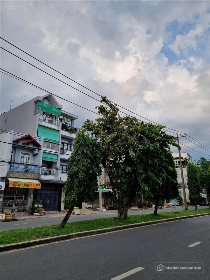 Bán nhà riêng: Mặt tiền đại lộ 3 phước bình 89m2 ngay siêu dự án global city giá