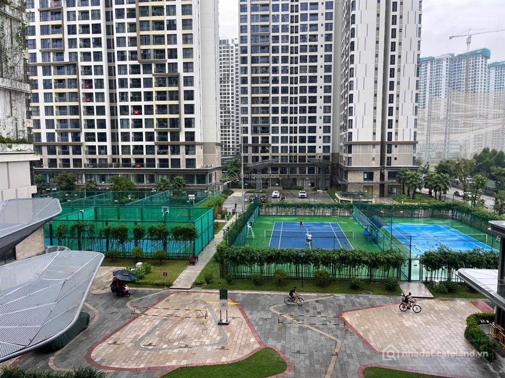 Bán căn hộ chung cư: View nội khu căn góc 2pn tòa b giá 4,250 tỷ all in tại lumi