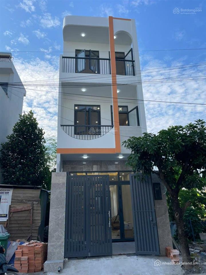 Bán nhà riêng: Bán nhà 4 tầng rất đẹp, khu nam khang, đường 8m, giá nhỉnh 6 tỷ
