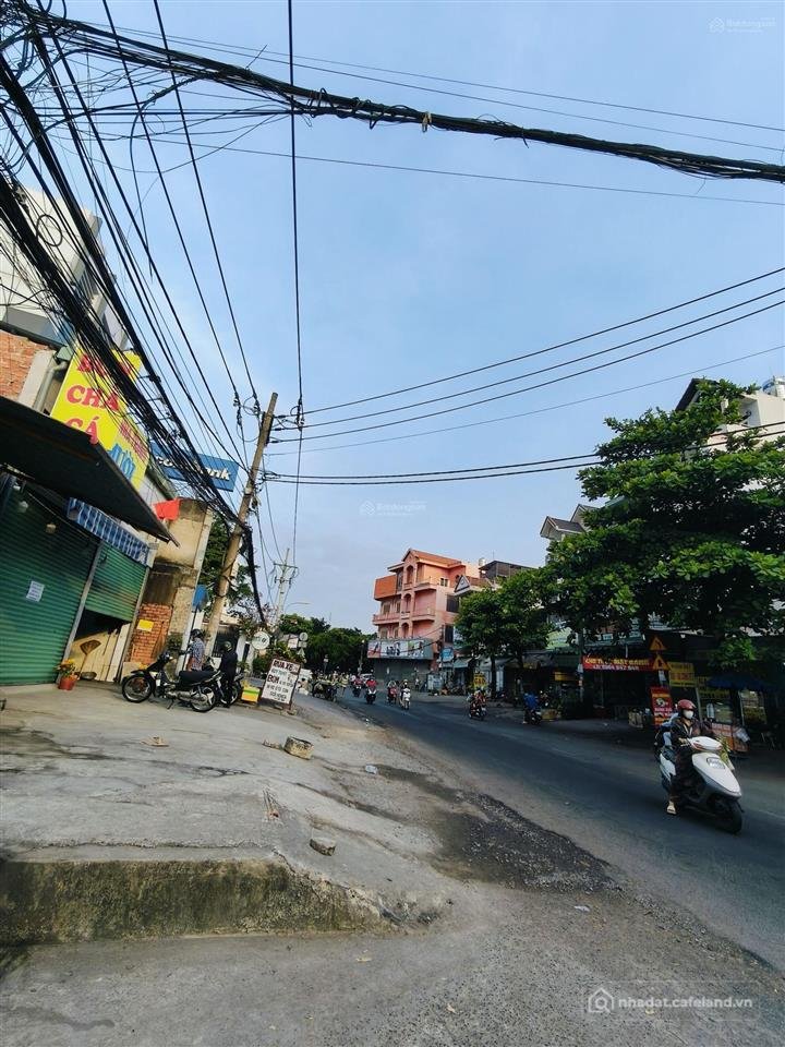 Bán nhà riêng: Bán nhà 2 tầng đường lã xuân oai p. tăng nhơn phú 77m2 giá 6 tỉ 5
