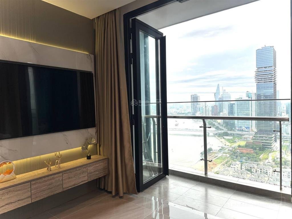 Bán căn hộ chung cư: Bán hàng hiếm 2pn vinhomes golden river, giá 24ty view trực