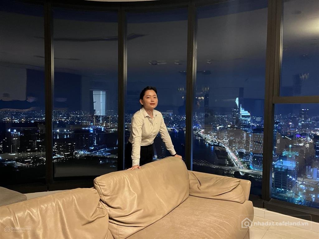 Bán căn hộ chung cư: Căn hộ 4pn view panorama, 3wc, 160m2 sổ hồng riêng tại vinh