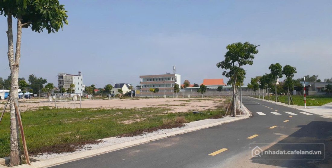 Bán đất thổ cư: ĐẤT NỀN LONG THÀNH , CÁCH TRUNG TÂM VINHOME QUẬN 9 10 PHÚT , CÓ 