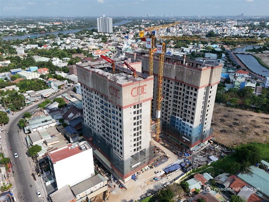 Bán căn hộ chung cư: Bán căn hộ a&t sky garden, 37tr/m2, 74m2, 2pn 2wc, view đẹp