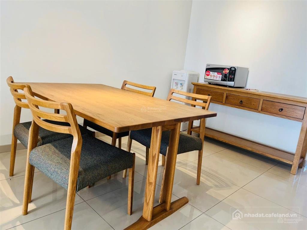 Bán căn hộ chung cư: Bán căn hộ the canary hieghtskiểu penthouse | 2pn 2wc 98m |