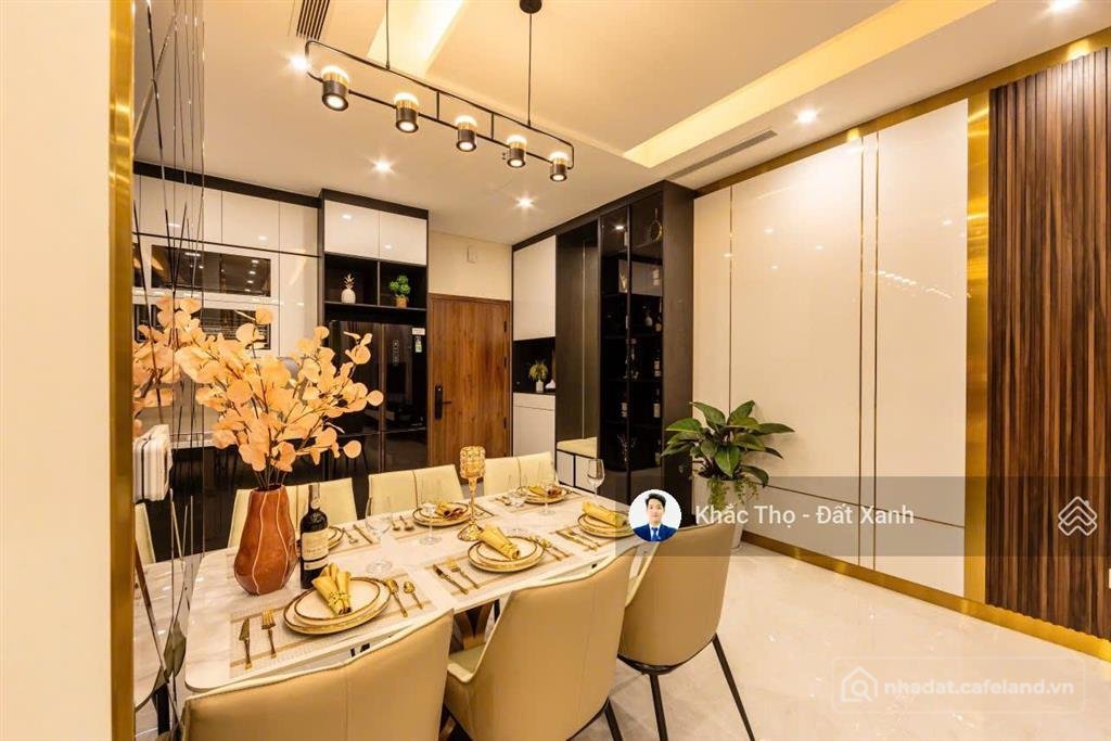 Bán căn hộ chung cư: Khách cần bán gấp 2pn + 2wc 74m2 2tỷ650 view hồ gươm xanh a