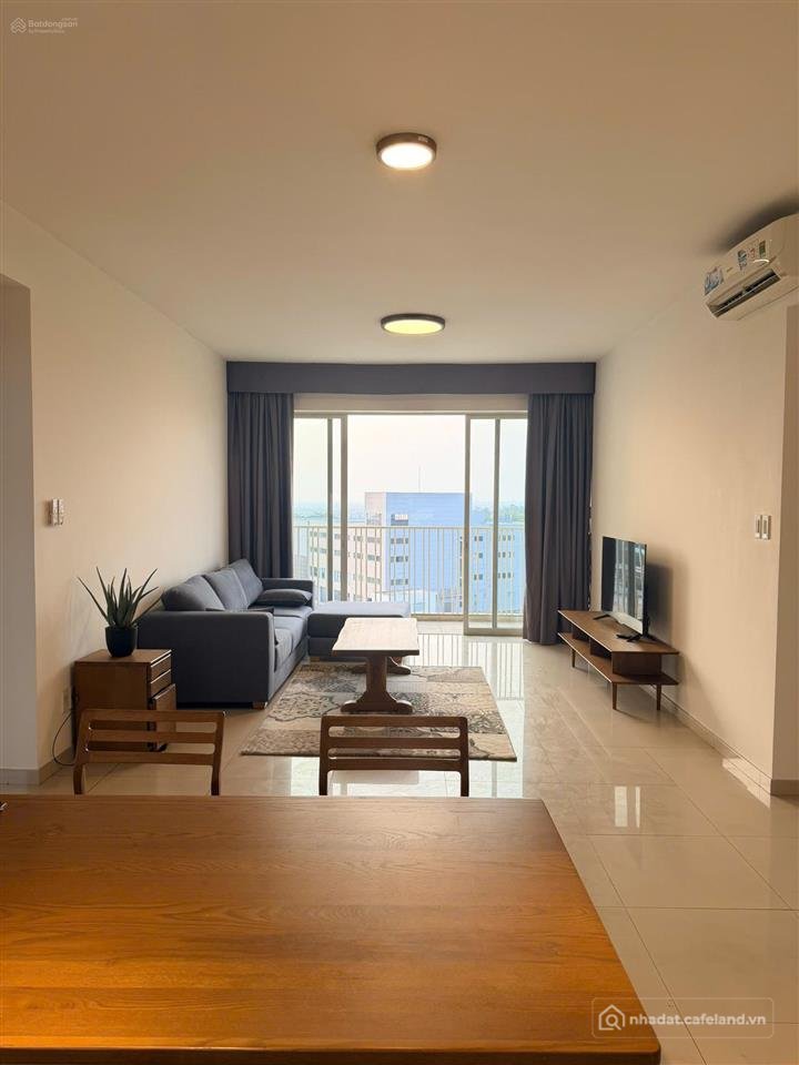 Bán căn hộ chung cư: Bán căn góc canary heights 119.5m2 3pn view sân golf & aeon