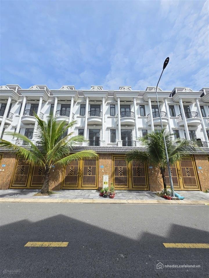Bán nhà riêng: Bán nhà mới 3 tầng 4x17 hoàn công mt nguyễn thị khắp. kdc đẹp. đồ