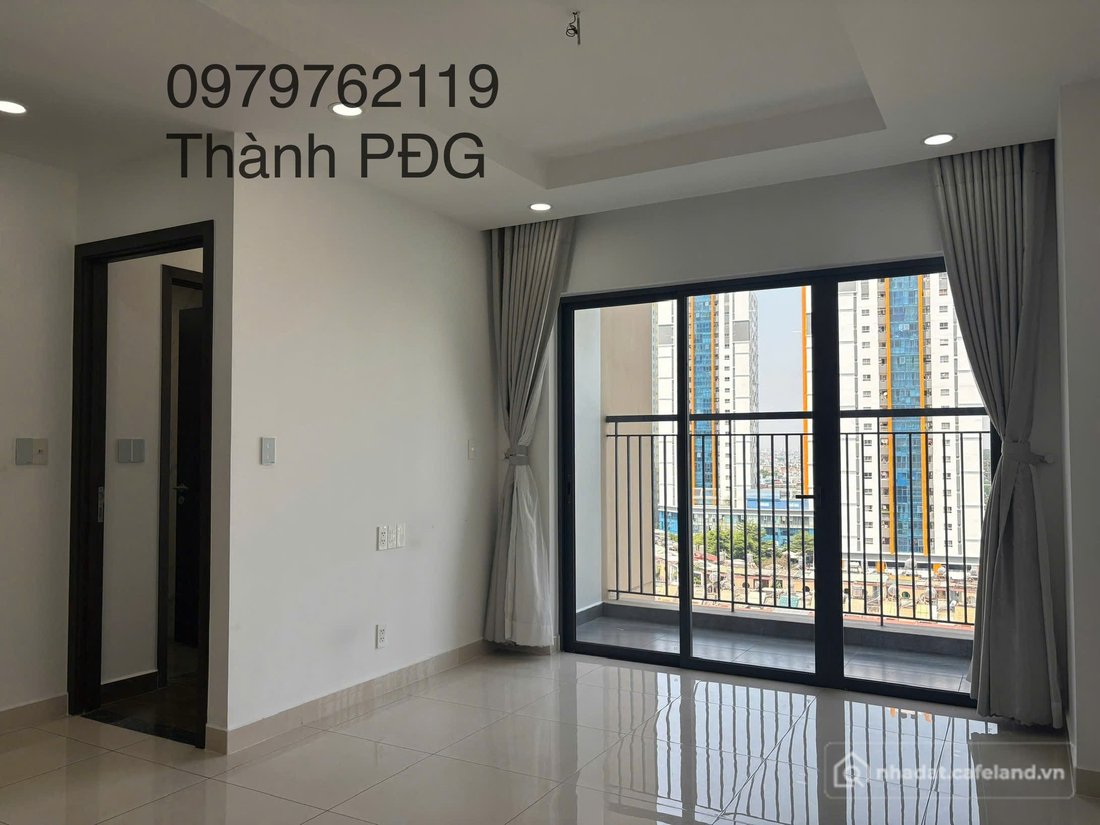 Bán căn hộ chung cư: Nhà mới ở ngay - 2PN2WC có sổ sẵn - Căn hộ Phú Đông Sky Gar
