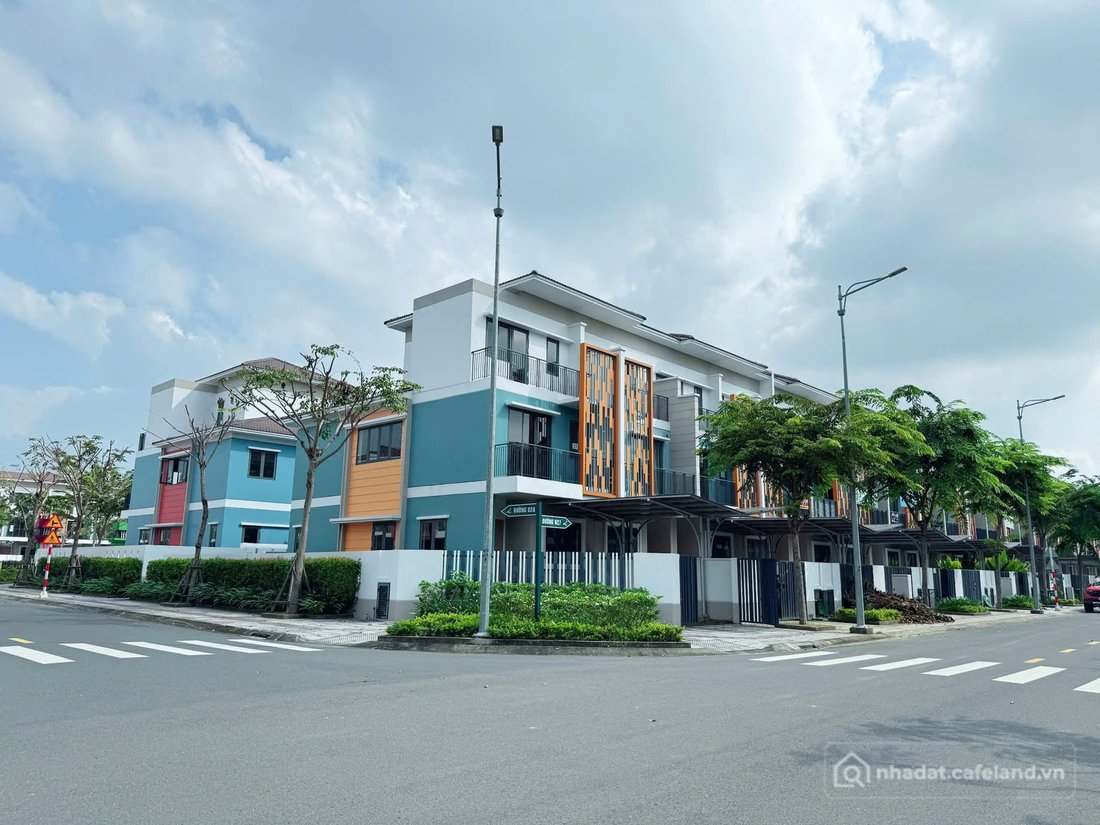 Bán nhà riêng: Bán 5 mẫu nhà rẻ nhất dự án sun casa central ,diện tích 100m 2 tầ