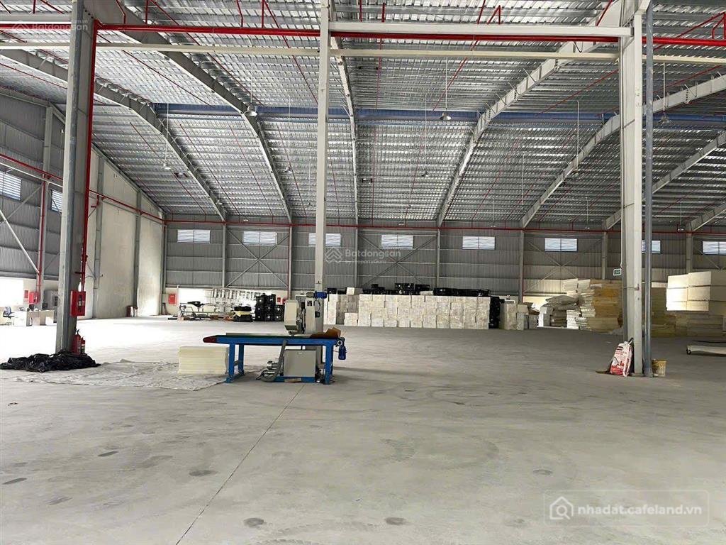 Bán kho, nhà xưởng: Bán xưởng phường uyên hưng tân uyên bình dương (tp hcm) xưởn