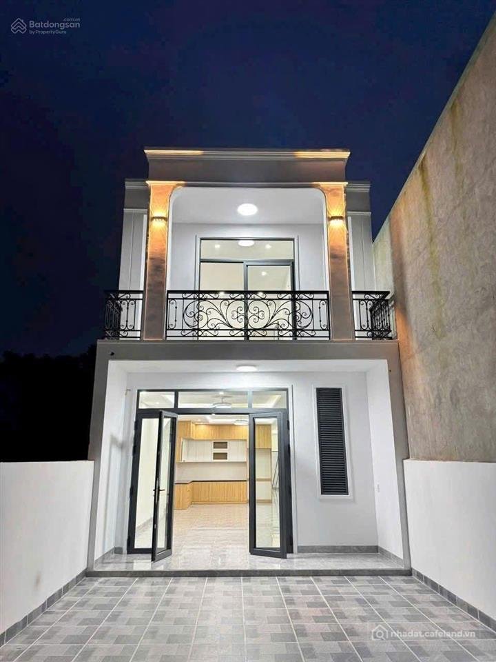Bán nhà riêng: Bán nhà mới 150m2 gần trường học sổ hồng sẵn khu đô thị mỹ phước 