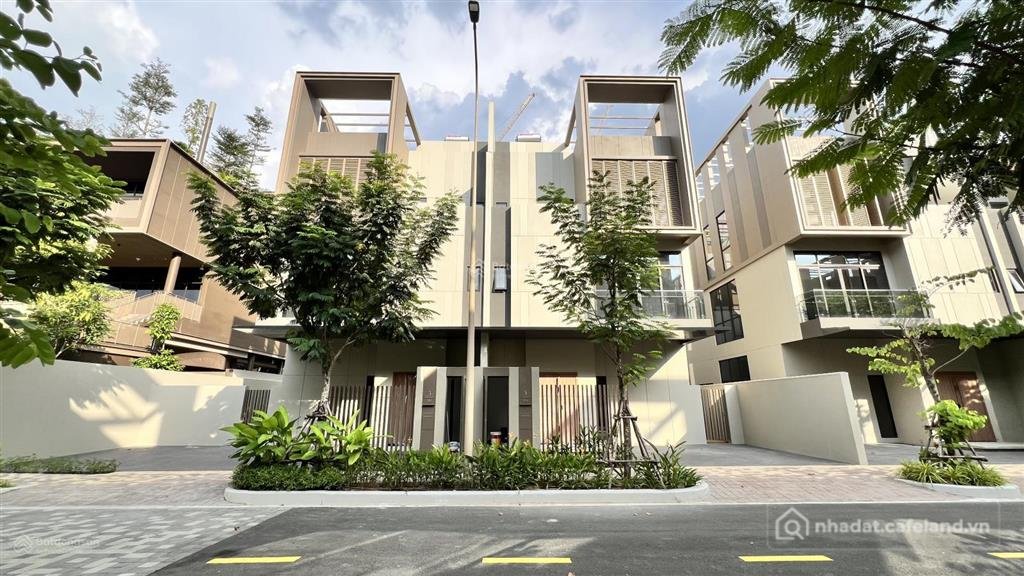 Bán nhà riêng: Bán biệt thự song lập khu the orchard giá tốt nhất toàn khu. 17 t